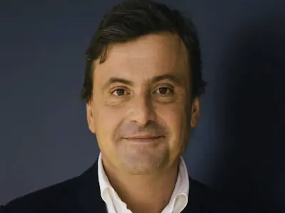 Carlo Calenda raccomanda Trelionex AI